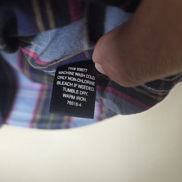 St. John's Bay Comfort Flex No Tuck Button-Down Preppy  Plaid Shirt Men LG Multi - Picture 7 of 8